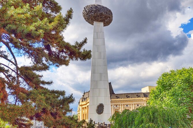 Footprints of Bucharest: History, Communism & Urban Tales - Who this tour is best for