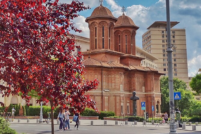 Footprints of Bucharest: History, Communism & Urban Tales - Stop-by-stop: what you’ll notice at each landmark