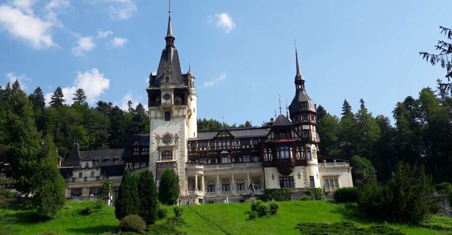 From Brasov 3 castles : Peles , Bran , Cantacuzino - Key points before you go