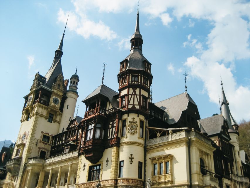 From Bucharest: Day Trip to Dracula and Peles Castle - Lunch, Q&A, and why the pace feels different than a bus tour