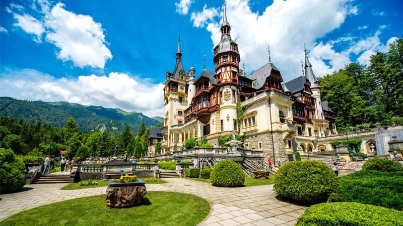 From Bucharest: Dracula's castle, Peles Castle and Brasov - Key points you’ll feel during the day