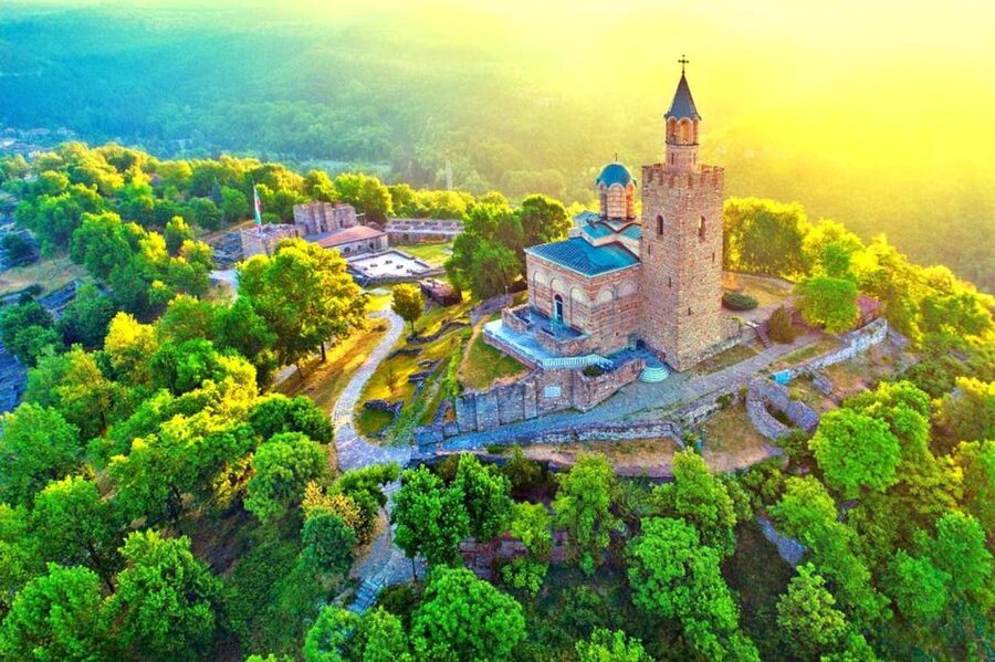 From Bucharest: Full-Day Trip to Bulgaria - Why Veliko Tarnovo works so well as a day trip