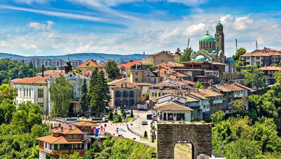 From Bucharest: Full-Day Trip to Bulgaria - The religion-and-culture stop: Ruse church day or St. Basarabov cliff monastery