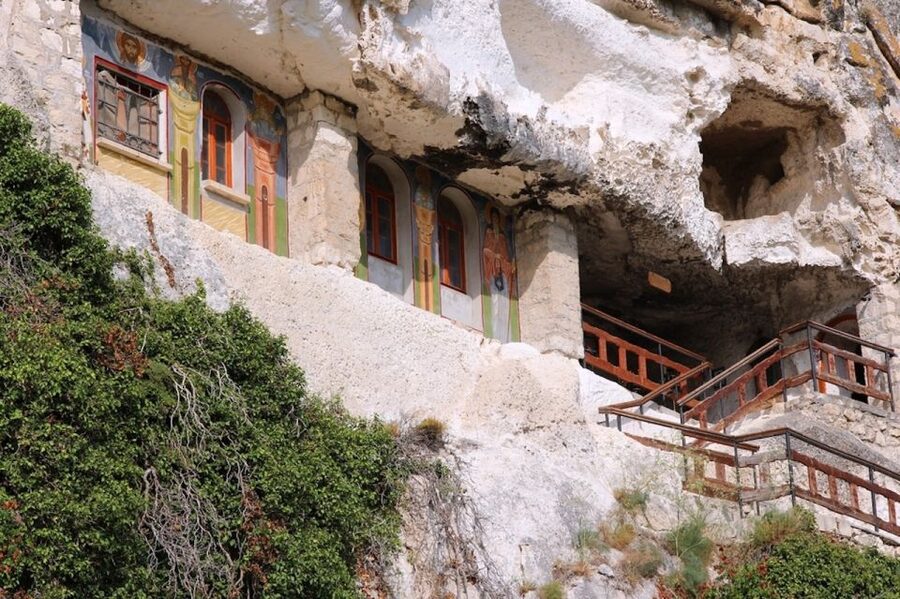 From Bucharest: Small Group Day Trip to Medieval Bulgaria - Key highlights you’ll actually feel during the day