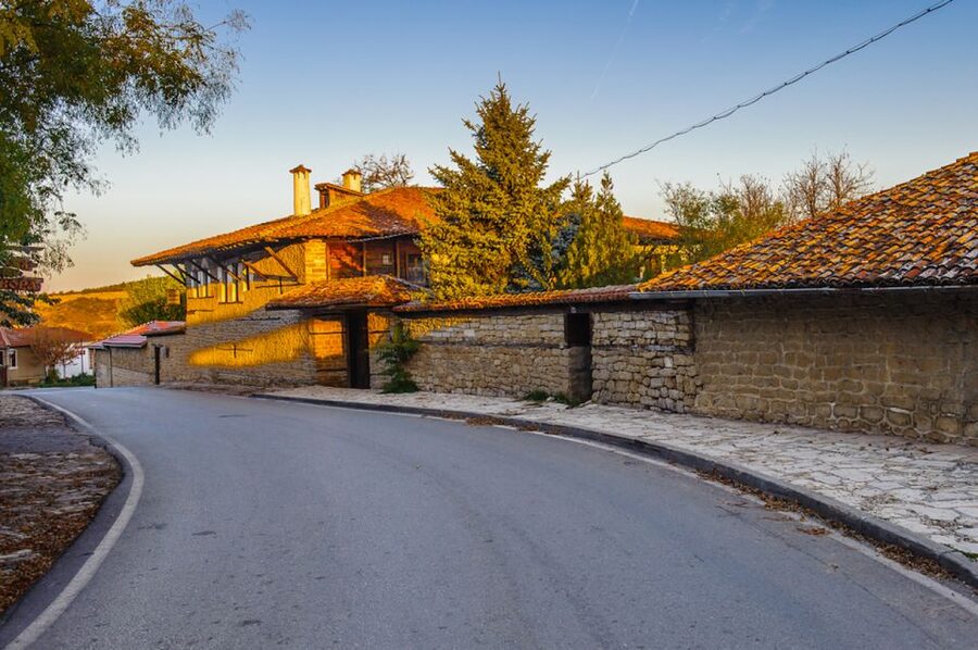 From Bucharest: Small Group Day Trip to Medieval Bulgaria - Arbanassi village: 16th-century houses, churches, and merchant-noble life
