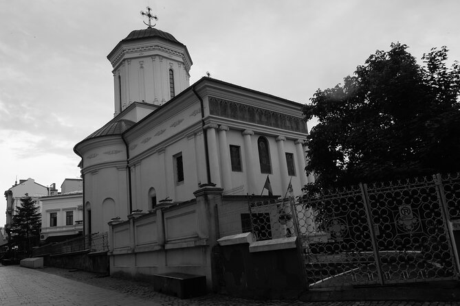 From Dracula to Ceaușescu-Romanian Terror Stories Tour with Dacia - Price and logistics: what you’re really paying for