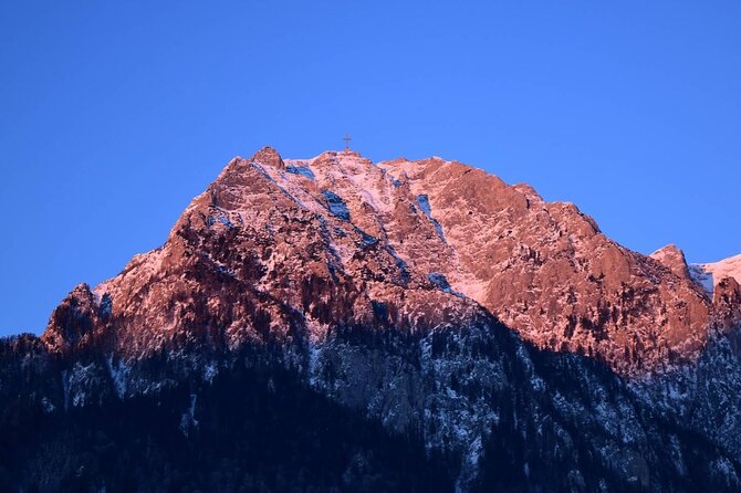 Hiking in Bucegi Mountains in the Carpathians, Private tour - Who this tour suits best (and who should look elsewhere)