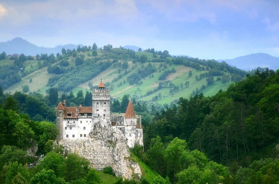 Minivan 8: Peles & Dracula's Castle and Brasov Full-Day Trip - Price and Value: What $67 Covers (and What Doesn’t)