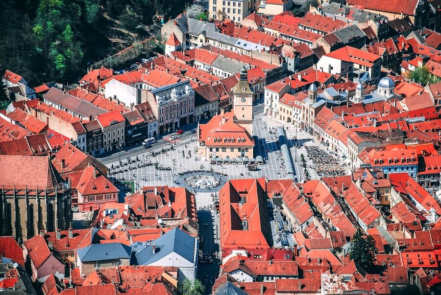 Minivan 8 Places : Dracula Castle, Peles, & Brasov Day Tour - Timing, Walking, and What a 12-Hour Day Actually Feels Like