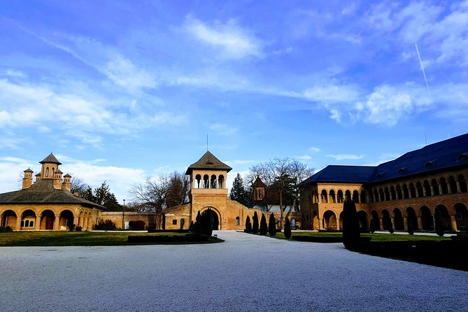 Mystical Monasteries, Dracula's Tomb and Mogosoaia Lake Palace - Private Tour - Price value: why $132.03 can work for a 4–5 hour private day