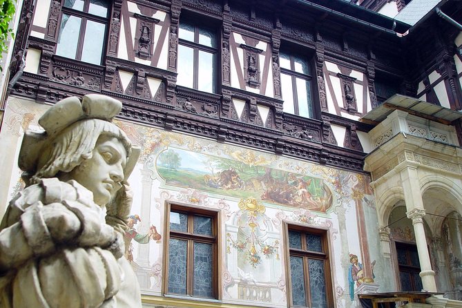 Peles Castle Skip-The-Line Guided Tour - Skip-the-line at Peleș Castle: what you really gain