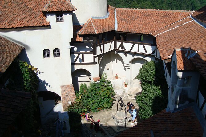 Premium 8-Day Private Culinary Vacation in Romania - Râșnov Fortress: 13th-century views with the legend turned practical
