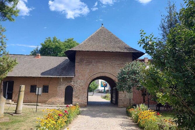 Princely Court of Târgoviște and Curtea de Argeș Monastery - Bucharest Pickup to the Romanian South: Why the Day Feels Manageable
