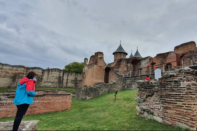 Princely Court of Târgoviște and Curtea de Argeș Monastery - Princely Court of Târgoviște: Vlad’s World in 15th-Century Context
