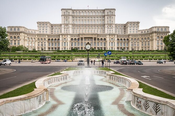 Private Guided Panoramic Tour in Bucharest by Car - Triumph Arch and the House of the Free Press: history in plain sight