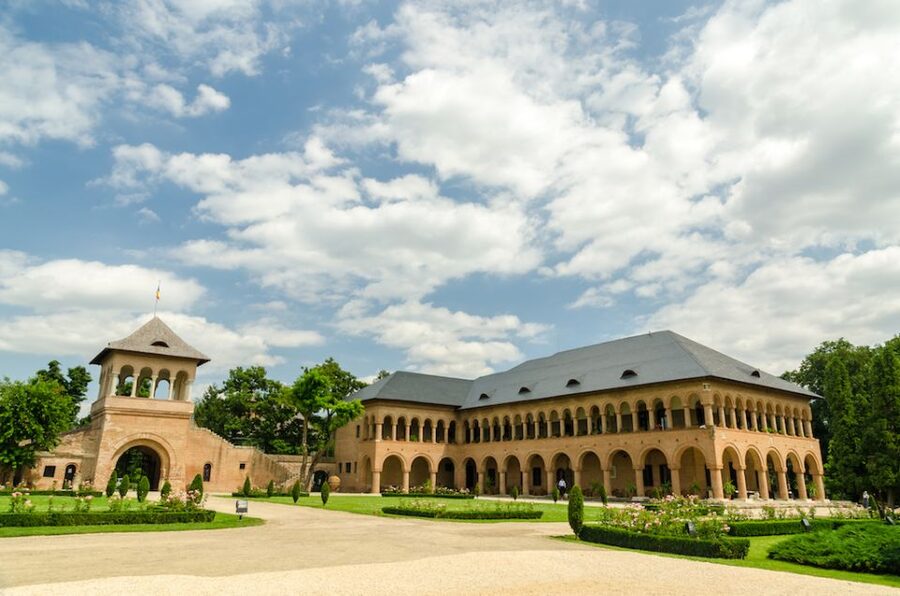 Private Half Day Trip to Snagov Monastery & Mogosoaia - Snagov Monastery on the island: Vlad the Impaler vibes, minus the theatrics