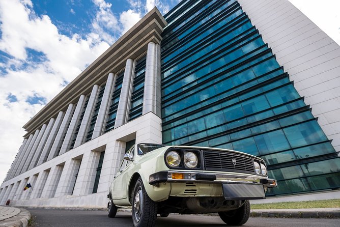 Private: RedPatrol Bucharest Contrasts Tour in a Vintage Car - Fântână: a bourgeois neighborhood that grew from royal origins