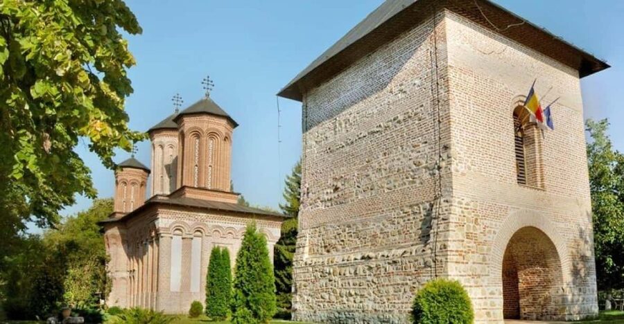 Private Tour from Bucharest to Dracula's tomb and Mogosoaia - Snagov Monastery: where the Vlad Țepeș story lives