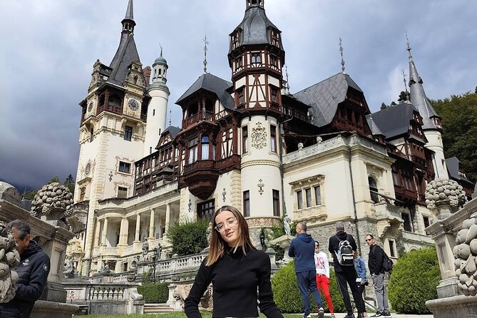 Private Tour to Dracula's Castle, Brașov City & Peleș Castle - Stop 2: Brașov Historical Center—City Time That Isn’t Just a Photo Stop