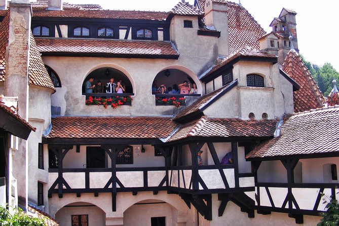 Private Tour: Transylvanian Castles and Brasov's Medieval Old Town - Timing, traffic, and why your return may run late