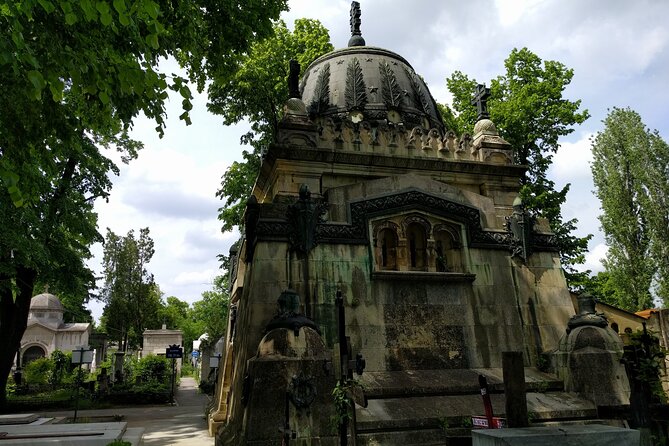 Quest Experience in Bellu Cemetery Bucharest - How the offline quest flows (and how you’ll actually use it)