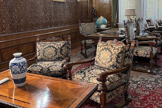 Skip-the-line tickets to Ceausescu Mansion - Guided Tour - Logistics that make the tour easy to plan