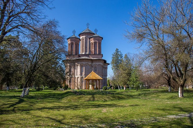 Small Group Tour to Mogosoaia Palace and Snagov Monastery - The 45-minute drive that keeps the day from feeling like a sprint