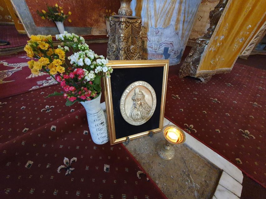 Snagov Monastery, Ceaușescu Mansion, & Village Museum - 6h - Key highlights you’ll actually feel