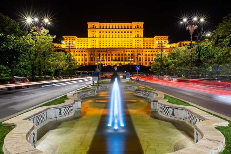 Spanish & Italian guided tour - Palace of Parliament - Spanish or Italian: language quality can vary, so plan around it