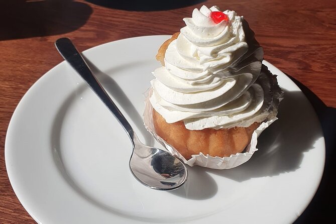 Sweet Delights History and Desserts Walking Tour in Bucharest - How This Sweet Delights Walk Works in Real Life (3–4 Hours, Up to 10 People)