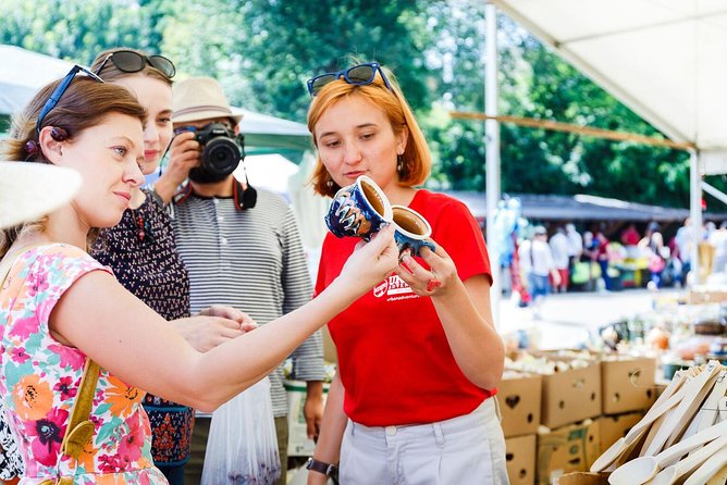 Taste Bucharest: A Food Lover's Tour of Markets & Neighbourhoods - Drinks, pace, and why the group size changes everything