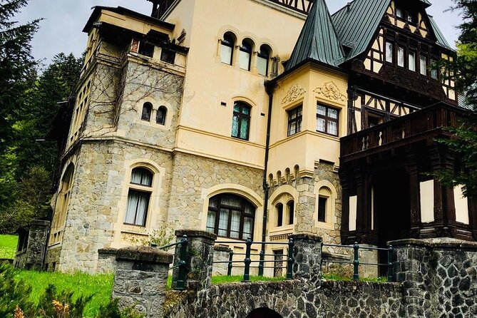The biggest Salt Mine in Europe and Sinaia in one day - Timing tips for a smooth 9–10 hour itinerary