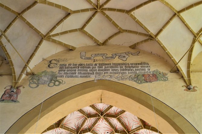 The essence of Saxon Transylvania - 3-day tour of its citadels - Bran Castle and Peles Castle: Two Extremes in One Day