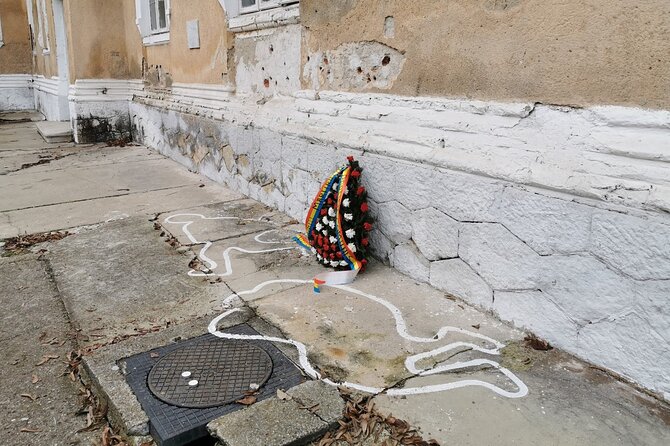 The Execution of Nicolae Ceauşescu, the end of communism - Key Stops That Make This Tour Click