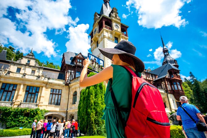Transylvania and Dracula Castle Full Day Tour from Bucharest - Guides and Organization: The Difference Between Stress and Smooth