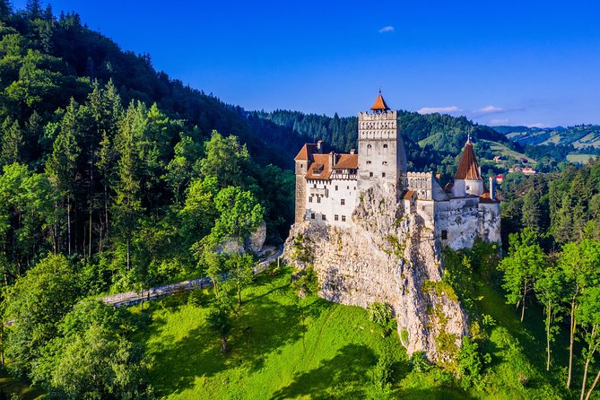 Transylvania and Dracula Castle Full Day Tour from Bucharest - Peleș Castle in Sinaia: Royal Splendor, and the Tickets Reality