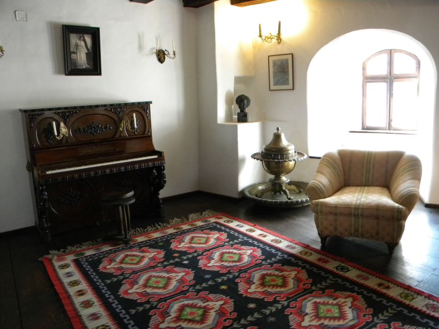 Transylvania: Dracula's Castle and Birthplace Tour - Bran Castle guided visit: more than Dracula scenery