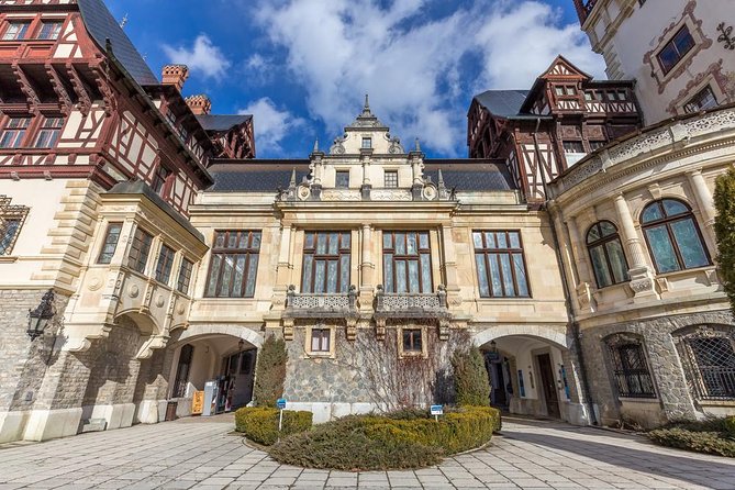 Transylvania Private Castle Day Trip from Bucharest - Food and Pacing: Don’t Let the Day Catch You Hungry