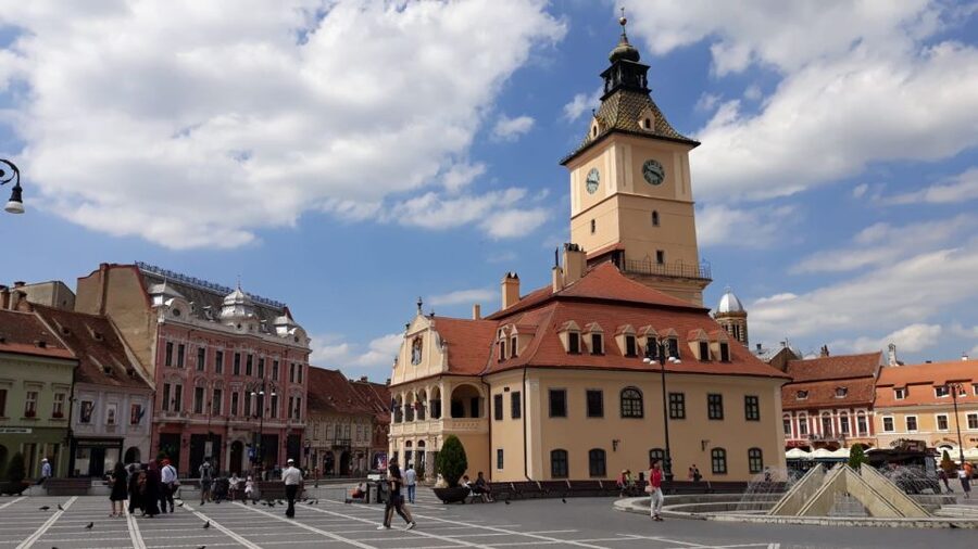 Transylvania Tour: Dracula's Castle, Peles Palace & Brasov - The Carpathians in between: views that make the drive worth it