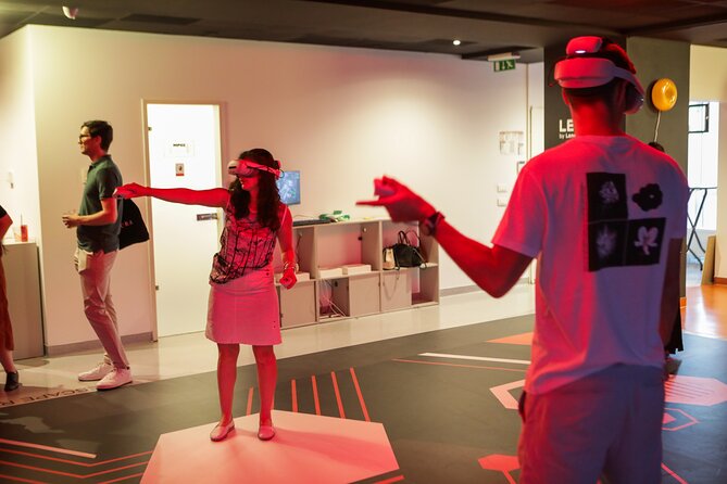 Virtual Reality Experience - The Hour Inside: What the Experience Feels Like