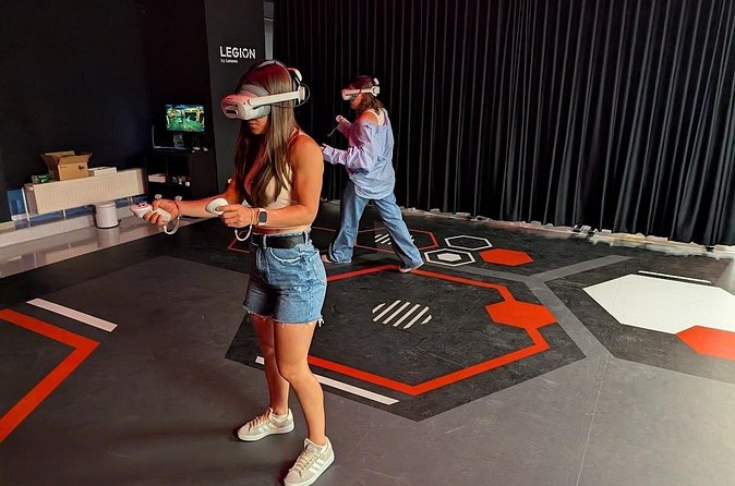 Virtual Reality Experience - Accessibility and Health Considerations (What to Check Before Booking)