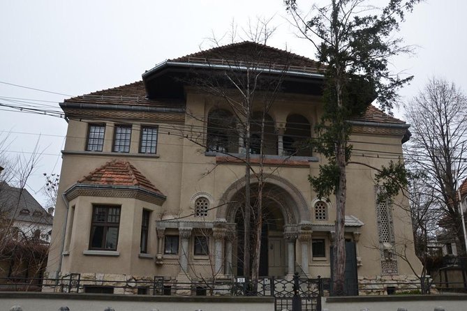 Walking tour of Bucharest - Start At The French Institute: A Strong First Landmark